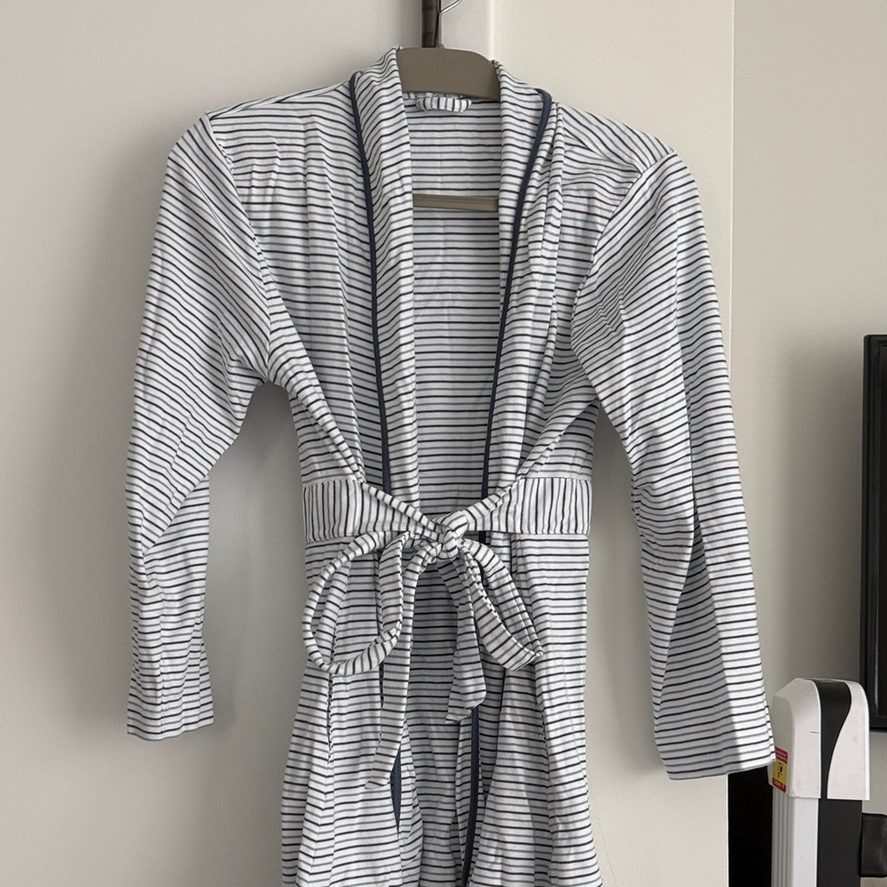 LAKE Robe! Size S